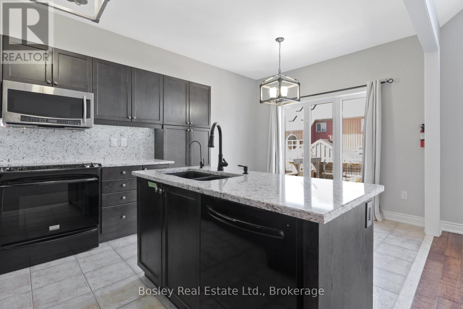 Upper - 13 Cooper Street, Collingwood, Ontario  L9Y 0W8 - Photo 23 - S12829988