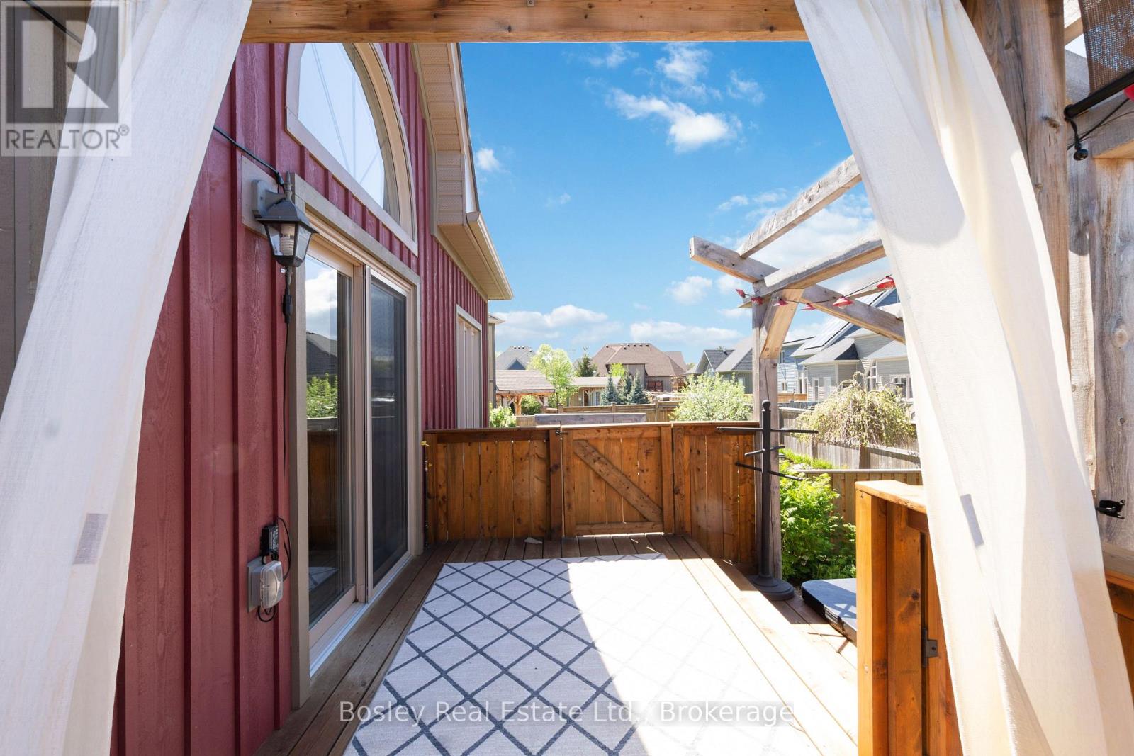 Upper - 13 Cooper Street, Collingwood, Ontario  L9Y 0W8 - Photo 5 - S12829988