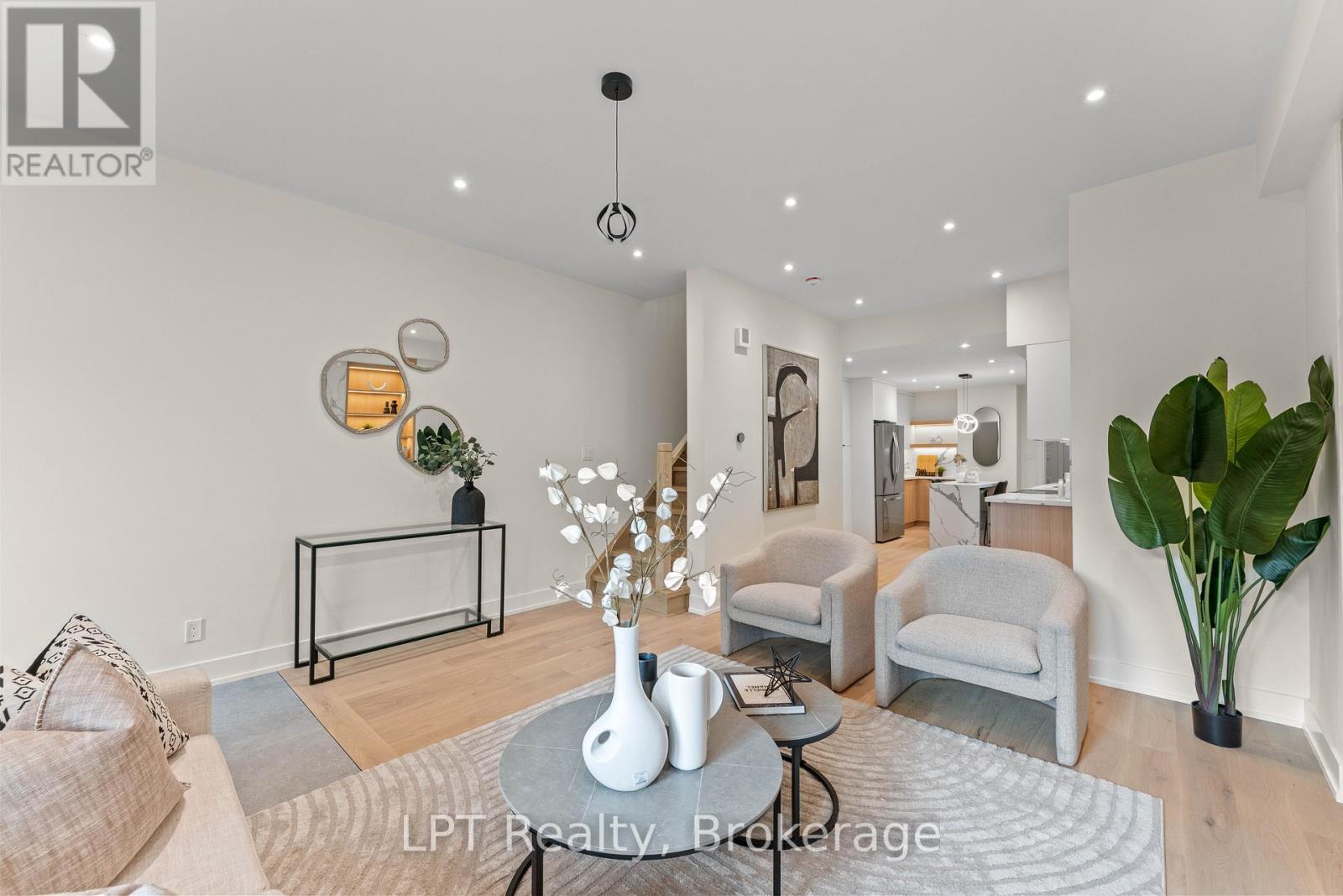 204 Franklin Avenue, Toronto, Ontario  M6P 3Z3 - Photo 10 - W12829916