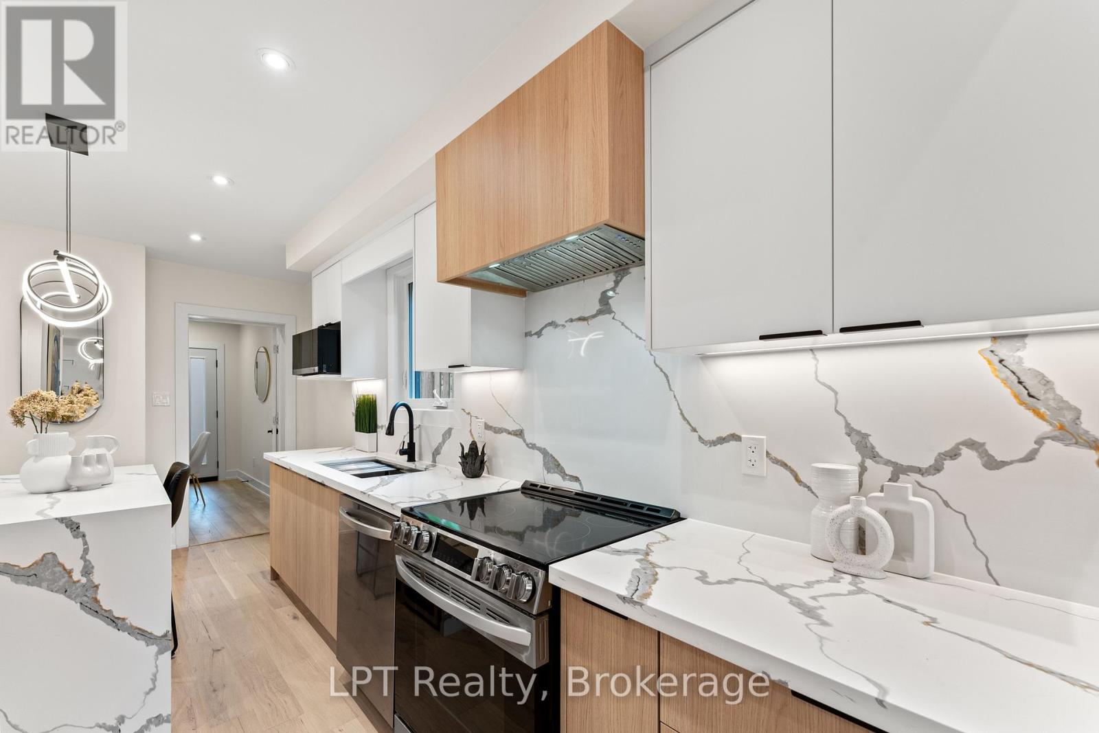 204 Franklin Avenue, Toronto, Ontario  M6P 3Z3 - Photo 15 - W12829916