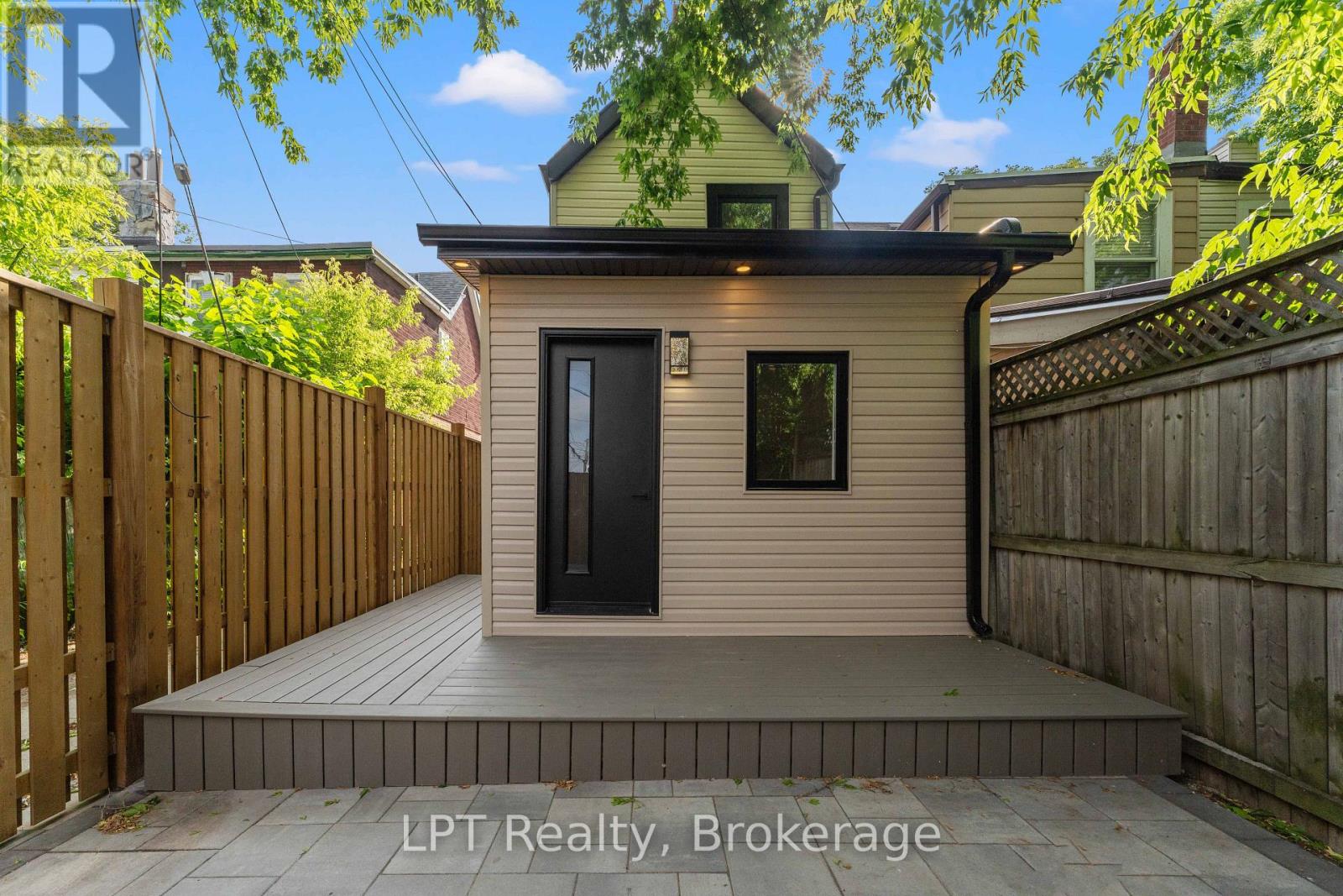 204 Franklin Avenue, Toronto, Ontario  M6P 3Z3 - Photo 40 - W12829916