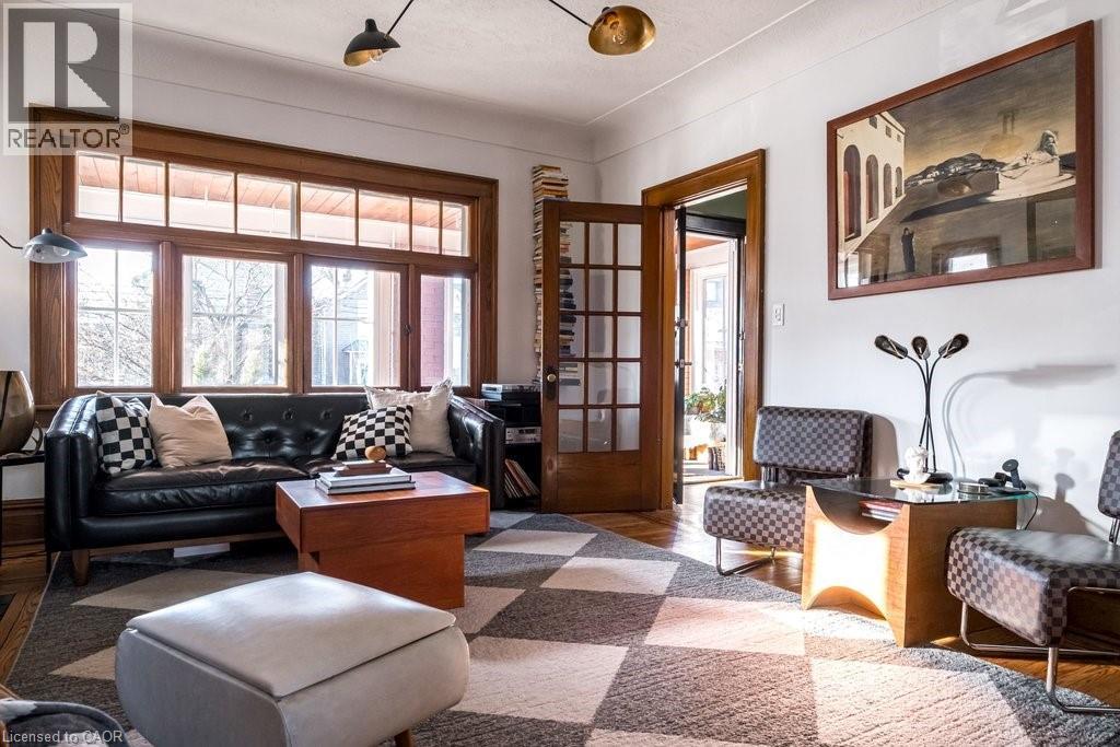 411 DUNDURN Street S, Hamilton, Ontario