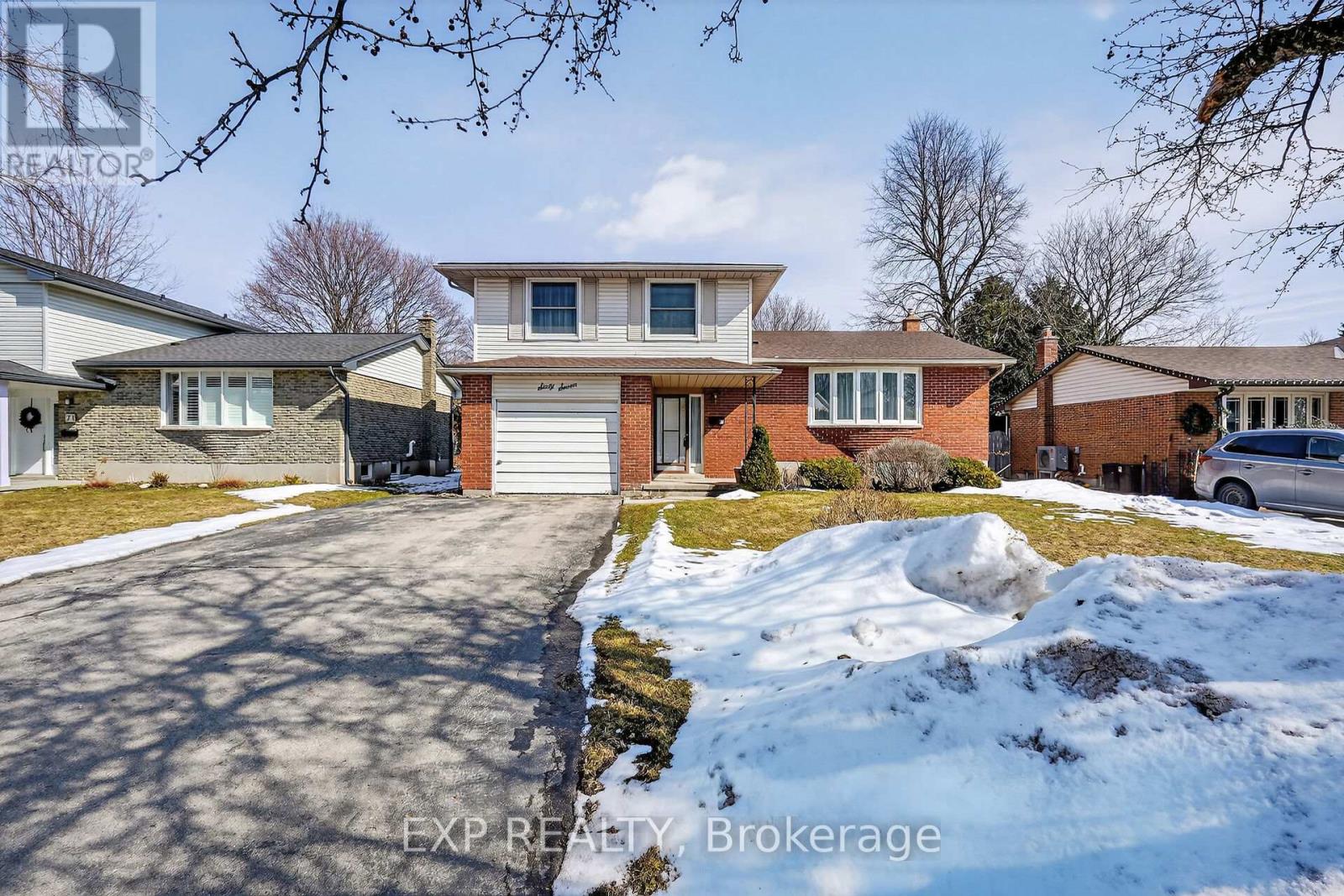 67 ST CLAIR COURT, London South, Ontario