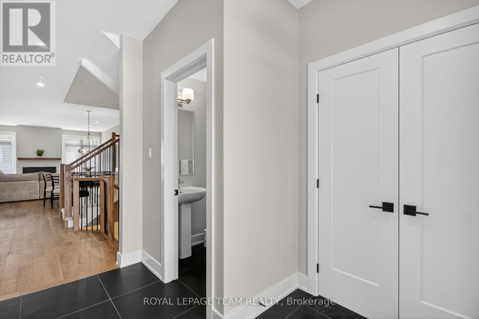 988 Beckton Heights, Ottawa, Ontario K2S 2X6 - Photo 29 - X12829980