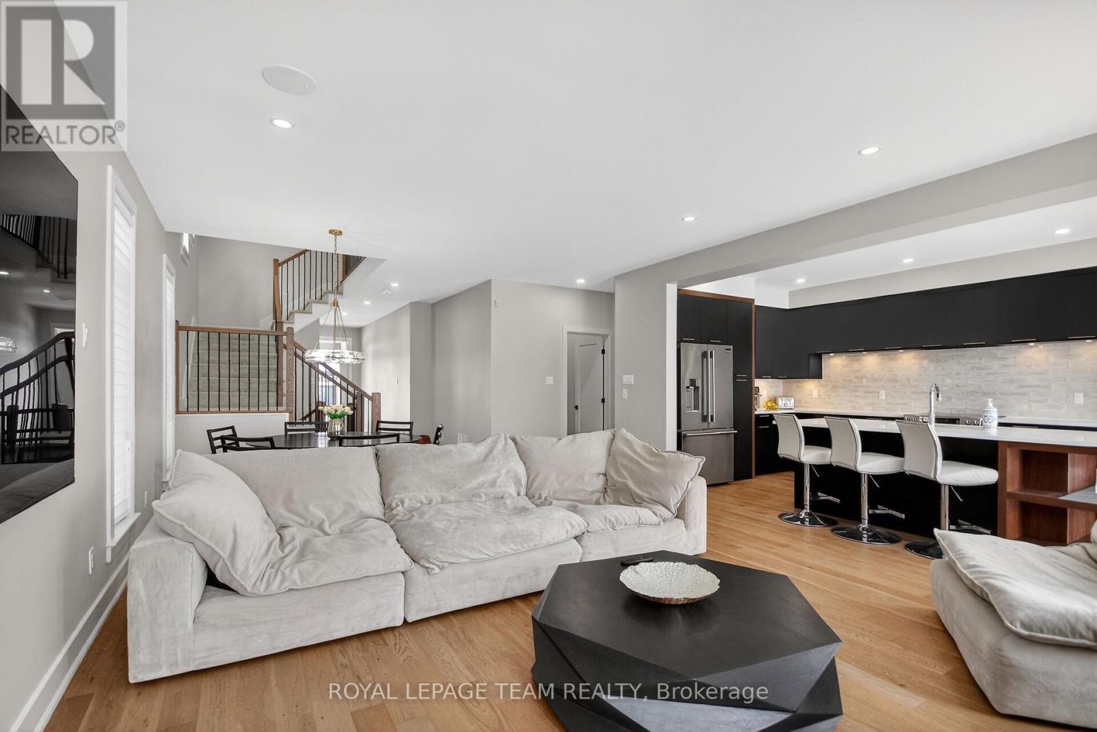 988 Beckton Heights, Ottawa, Ontario K2S 2X6 - Photo 39 - X12829980