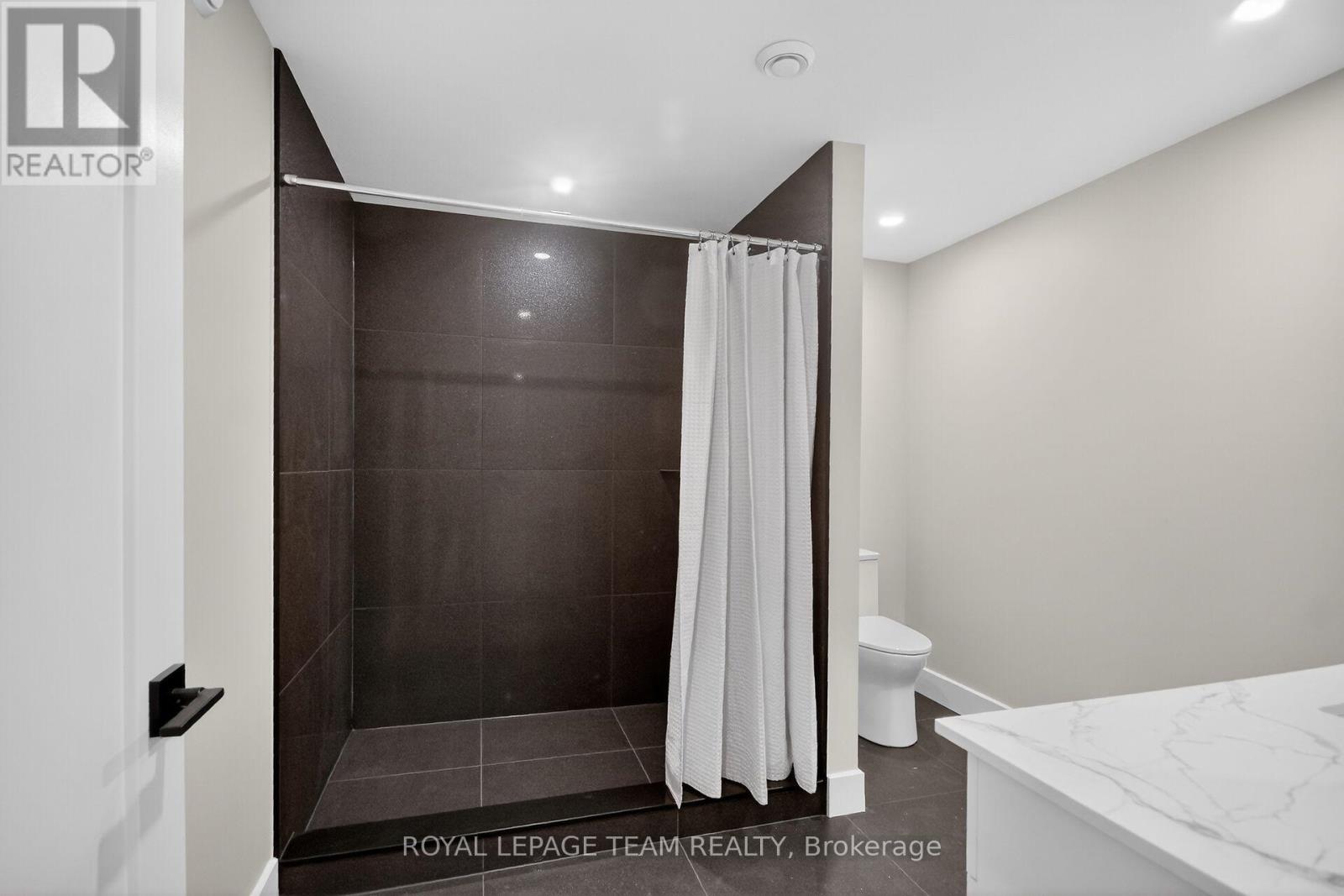 988 Beckton Heights, Ottawa, Ontario K2S 2X6 - Photo 48 - X12829980