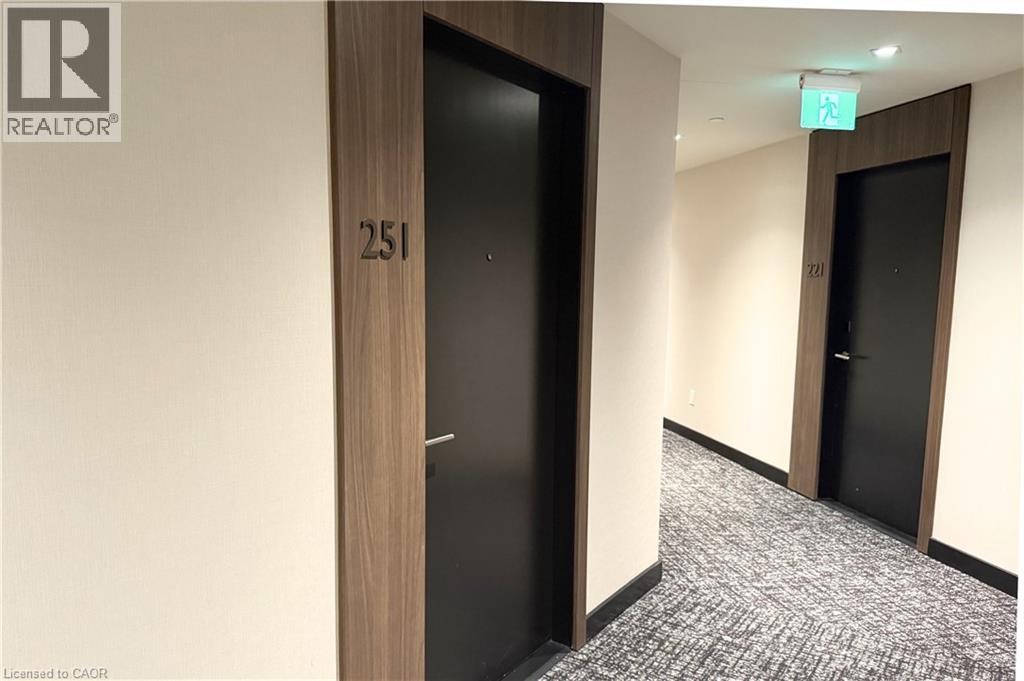 2501 Saw Whet Boulevard Unit# 251, Oakville, Ontario  L6M 5N2 - Photo 3 - 40794143