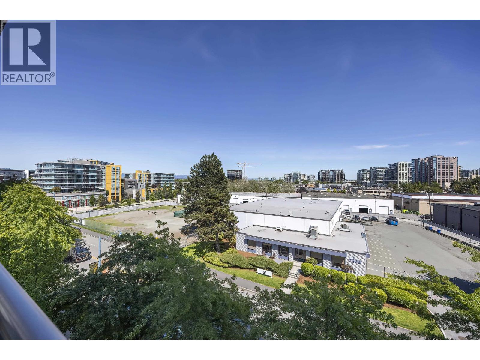 Listing Picture 34 of 37 : 806 7555 ALDERBRIDGE WAY, Richmond / 烈治文 - 魯藝地產 Yvonne Lu Group - MLS Medallion Club Member