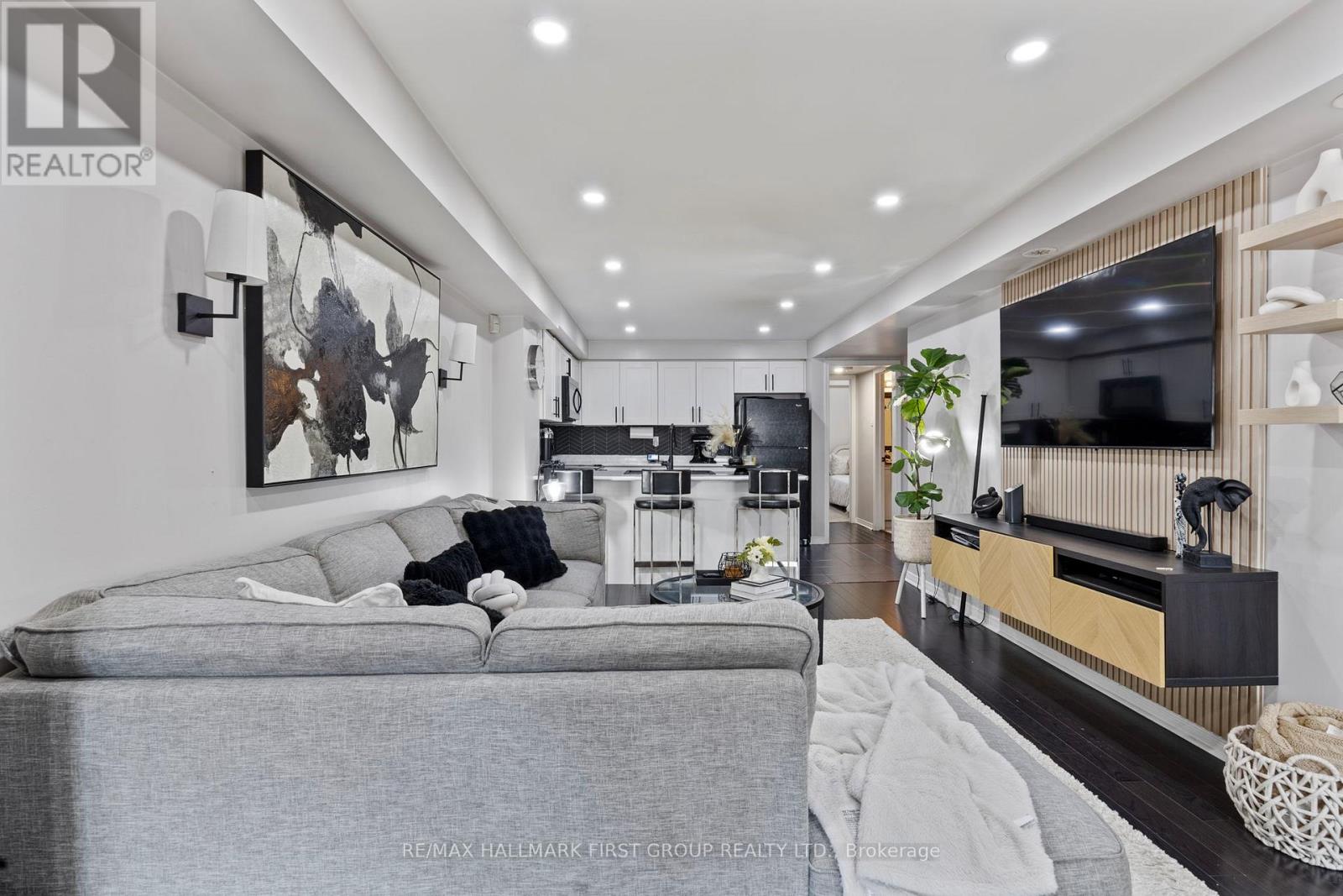 70 Abela Lane, Ajax, Ontario L1T 0M9 - Photo 8 - E12829986