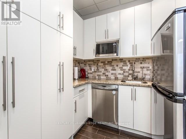 304 - 9140 Leslie Street, Richmond Hill, Ontario  L4B 0A9 - Photo 8 - N12829914