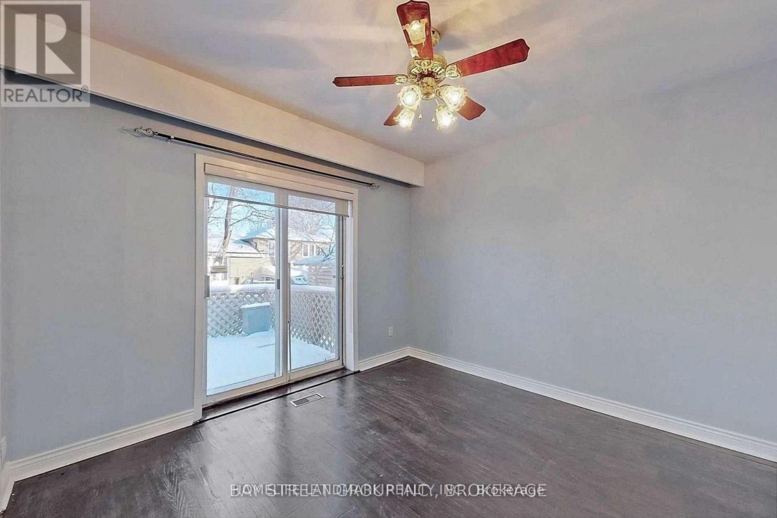 381 Osiris Drive, Richmond Hill, Ontario  L4C 2P6 - Photo 6 - N12829924