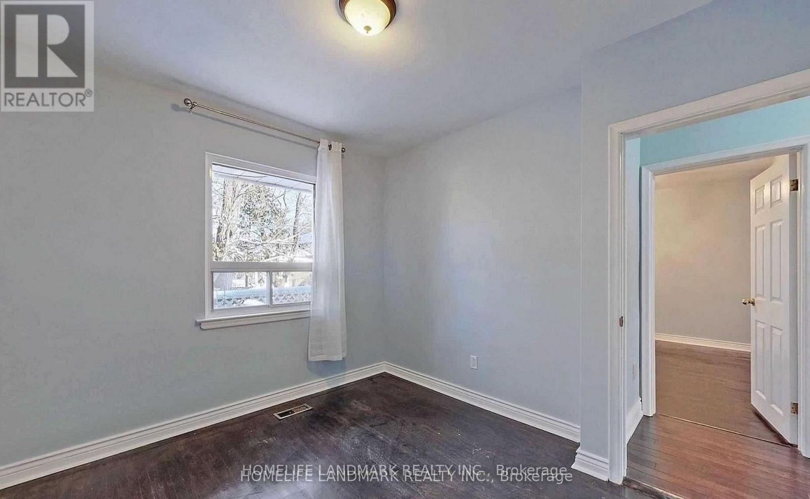 381 Osiris Drive, Richmond Hill, Ontario  L4C 2P6 - Photo 8 - N12829924