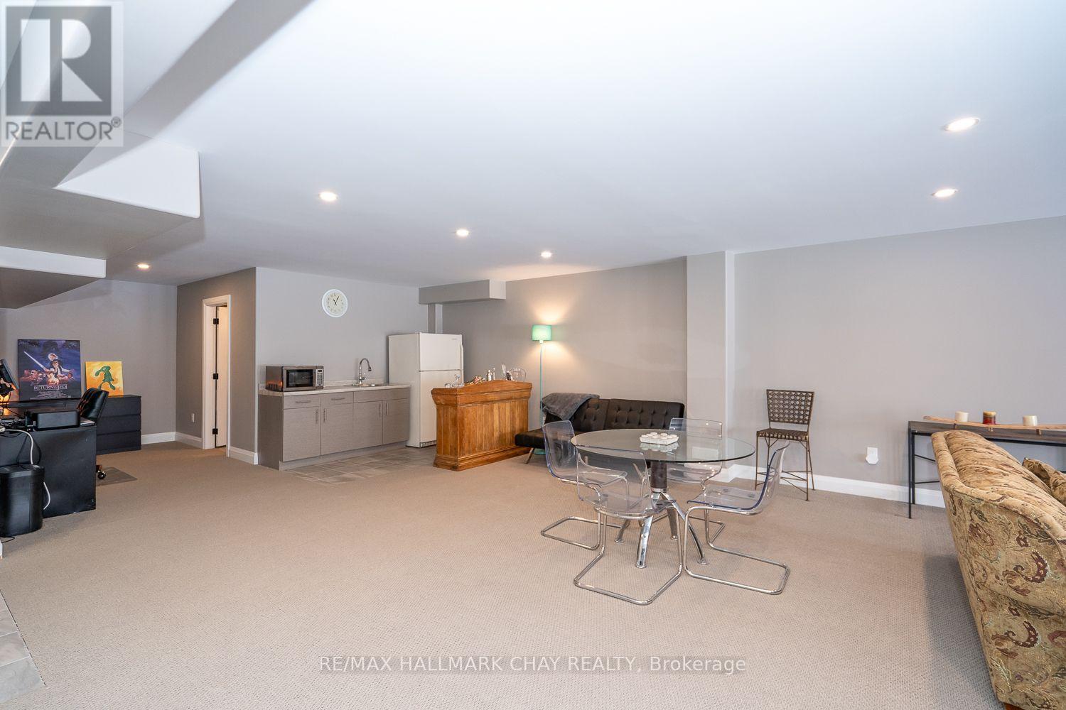 54 Landscape Drive, Oro-Medonte, Ontario  L0L 2L0 - Photo 35 - S12817826