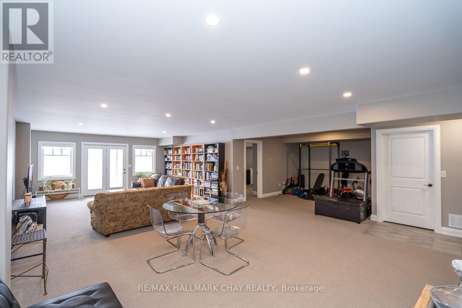 54 Landscape Drive, Oro-Medonte, Ontario  L0L 2L0 - Photo 38 - S12817826