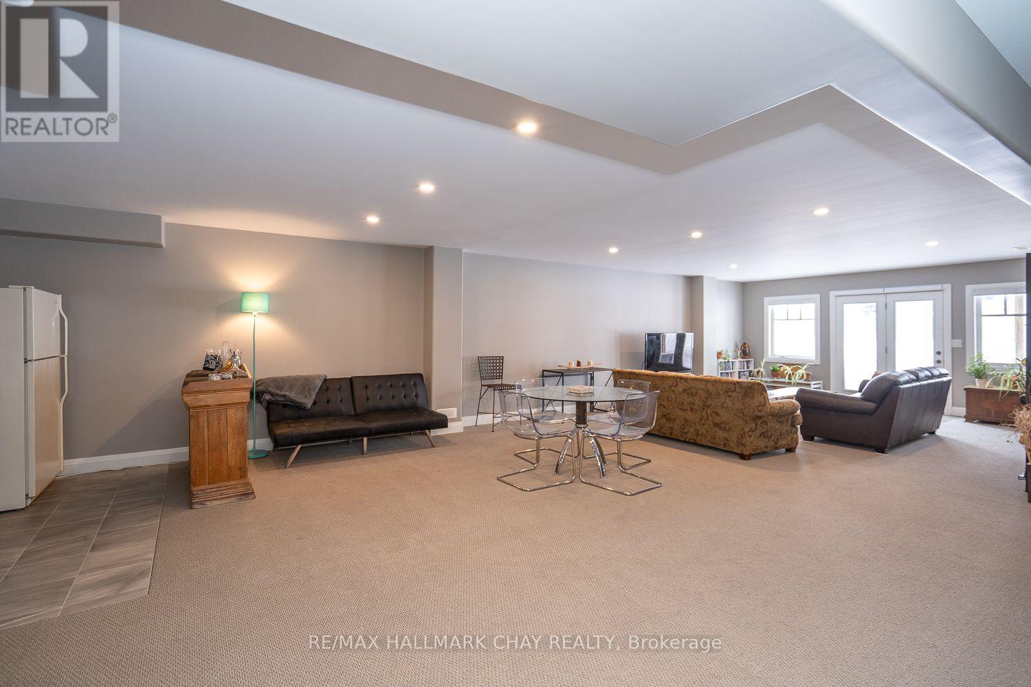 54 Landscape Drive, Oro-Medonte, Ontario  L0L 2L0 - Photo 34 - S12817826