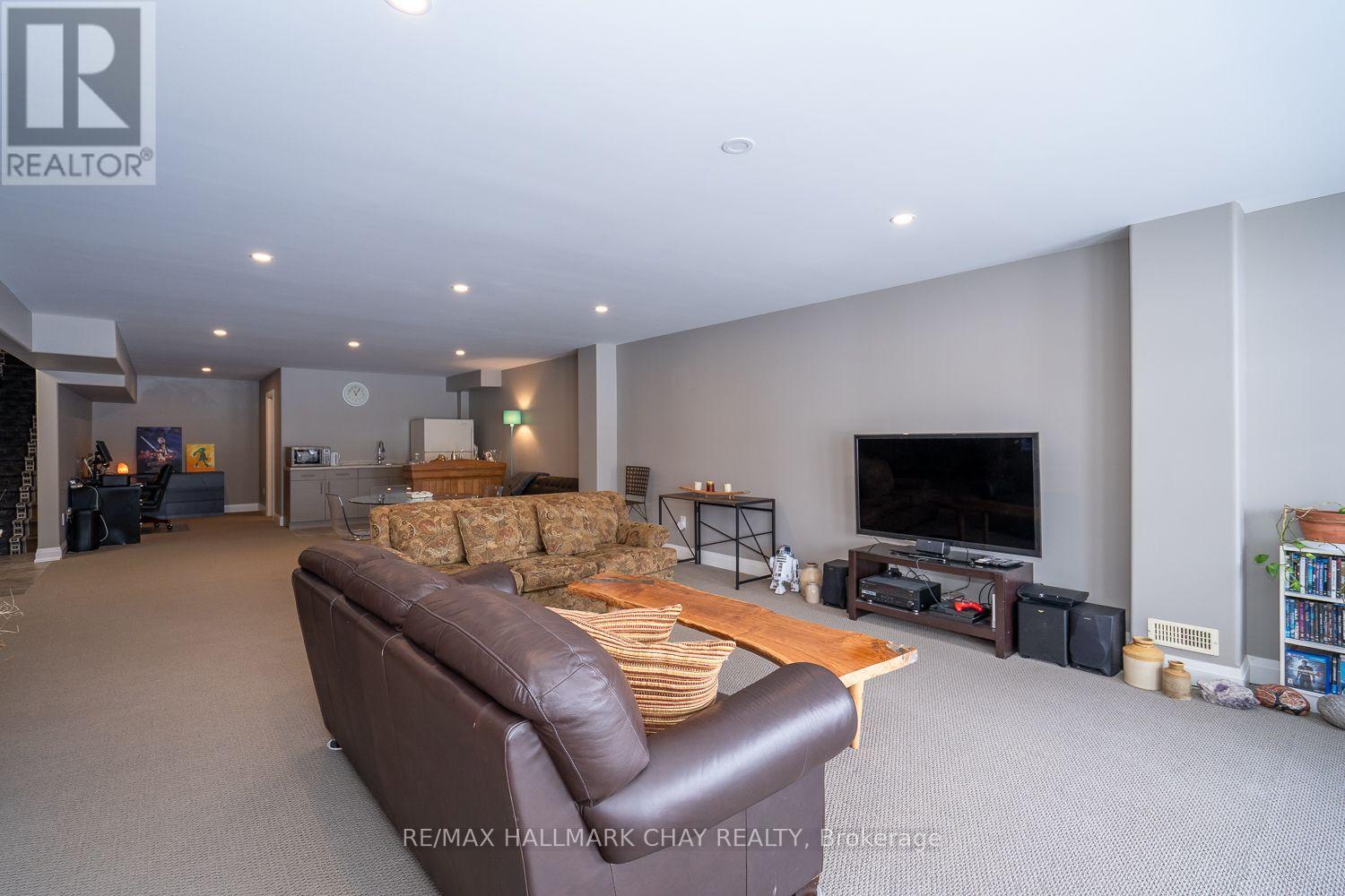 54 Landscape Drive, Oro-Medonte, Ontario  L0L 2L0 - Photo 40 - S12817826