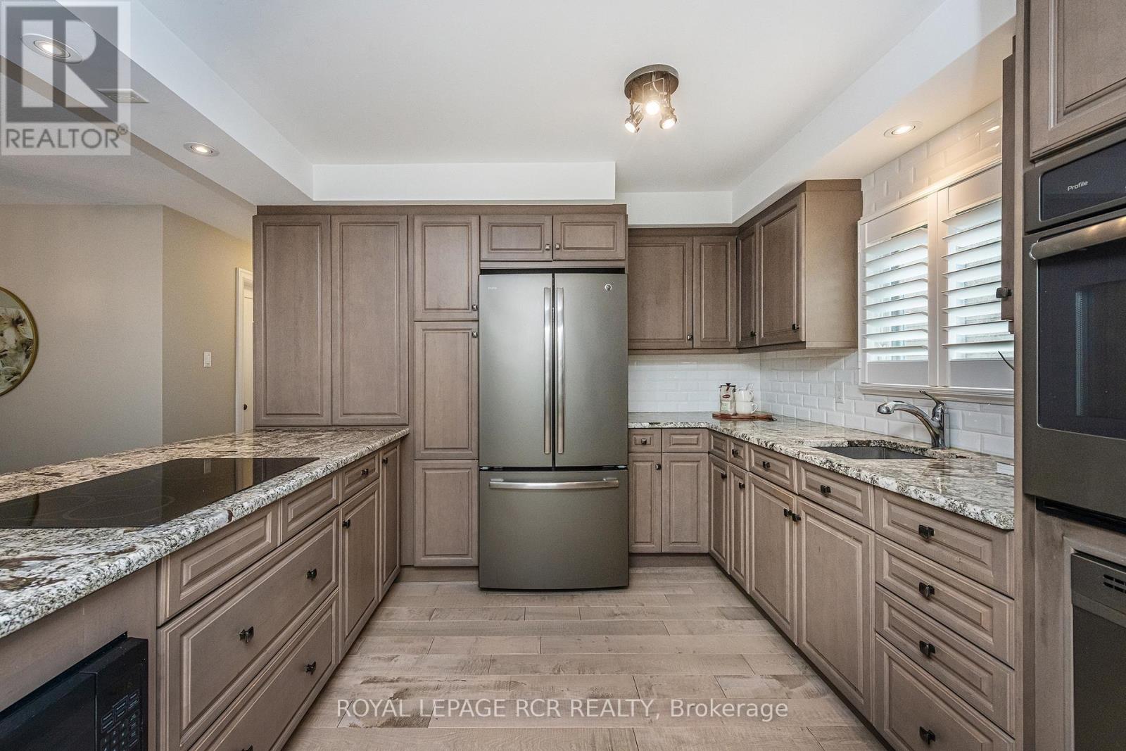 133 Goldgate Crescent, Orangeville, Ontario  L9W 4C2 - Photo 4 - W12829938