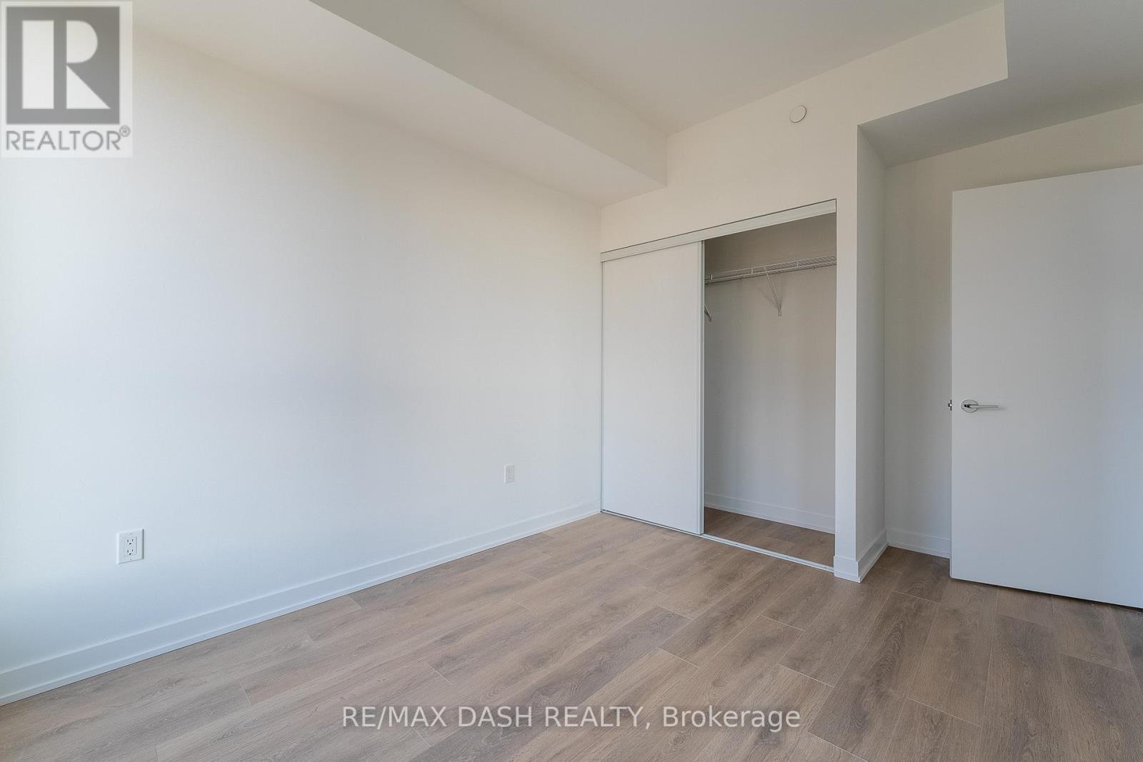 422 - 1037 The Queensway Avenue, Toronto, Ontario  M8Z 0H4 - Photo 14 - W12829942