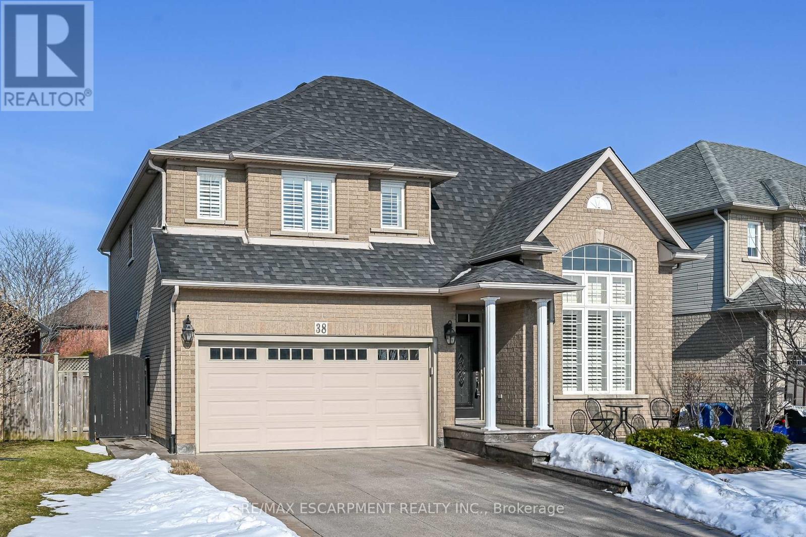 38 SUNBEAM DRIVE, Hamilton, Ontario