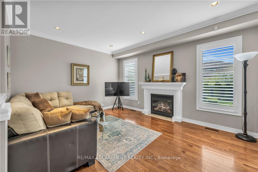 38 Sunbeam Drive, Hamilton, Ontario  L9B 2X9 - Photo 20 - X12829990