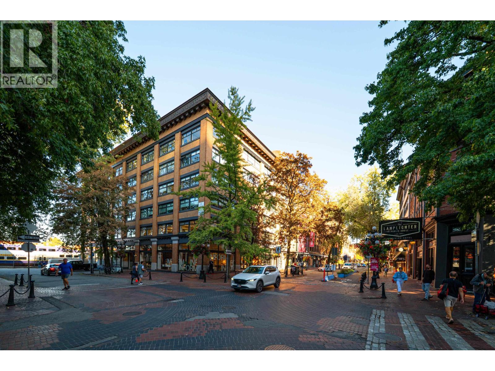 Listing Picture 34 of 34 : 2508 108 W CORDOVA STREET, Vancouver / 溫哥華 - 魯藝地產 Yvonne Lu Group - MLS Medallion Club Member