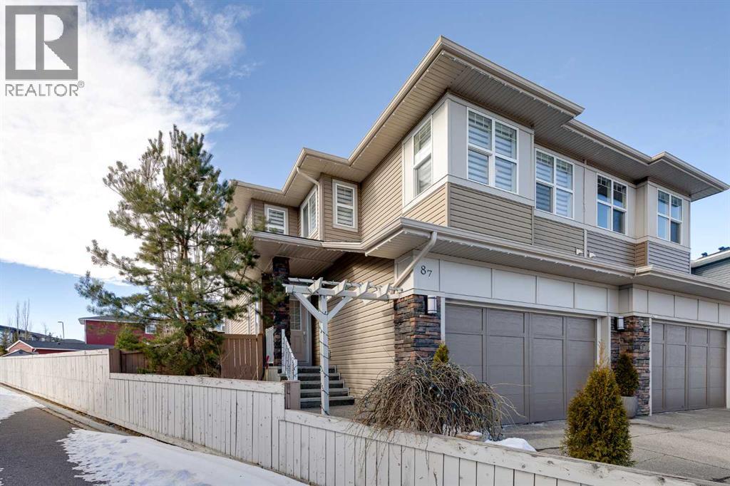87 Evanswood Circle Nw, Calgary, Alberta  T3P 0K9 - Photo 2 - A2289611