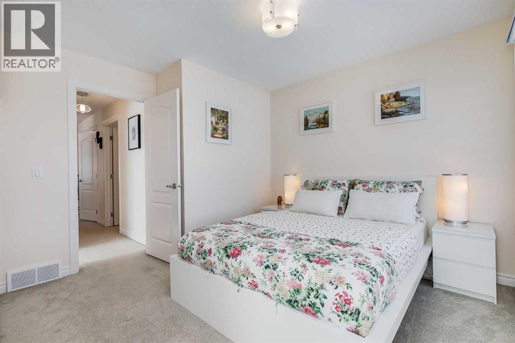 87 Evanswood Circle Nw, Calgary, Alberta  T3P 0K9 - Photo 24 - A2289611