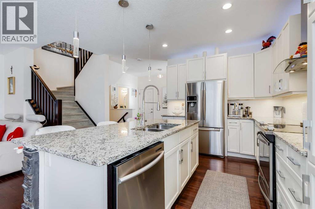 87 Evanswood Circle Nw, Calgary, Alberta  T3P 0K9 - Photo 11 - A2289611