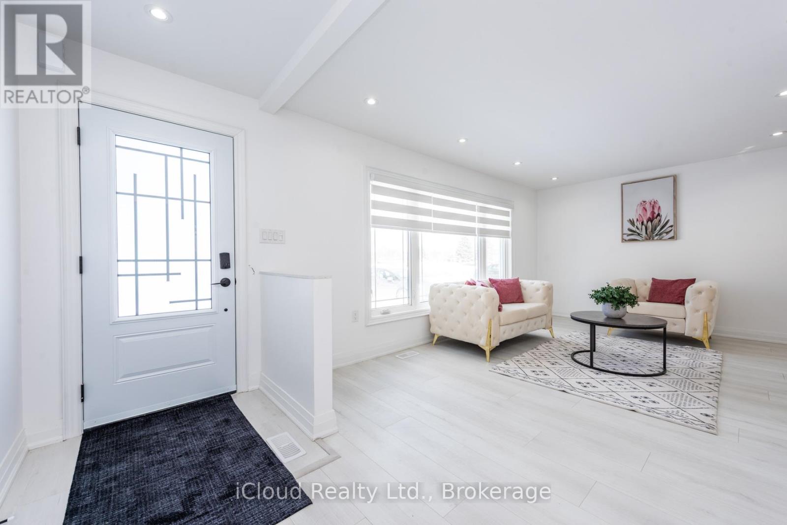 105 AVONDALE BOULEVARD, Brampton, Ontario