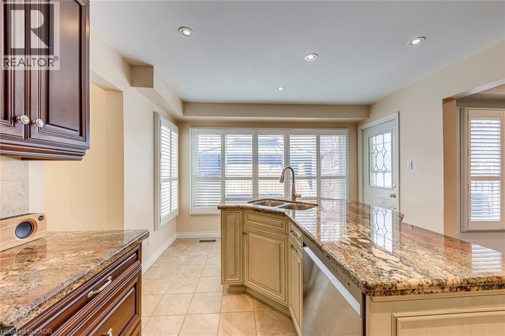 2223 Vista Drive, Burlington, Ontario  L7M 3N5 - Photo 15 - 40806973