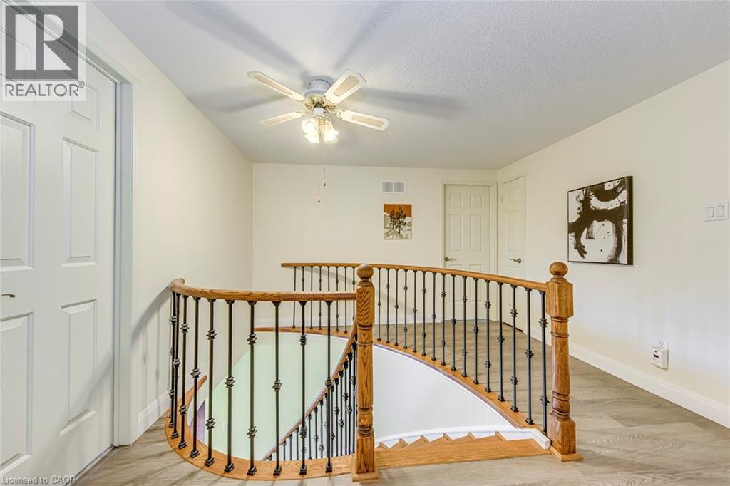 2223 Vista Drive, Burlington, Ontario  L7M 3N5 - Photo 24 - 40806973