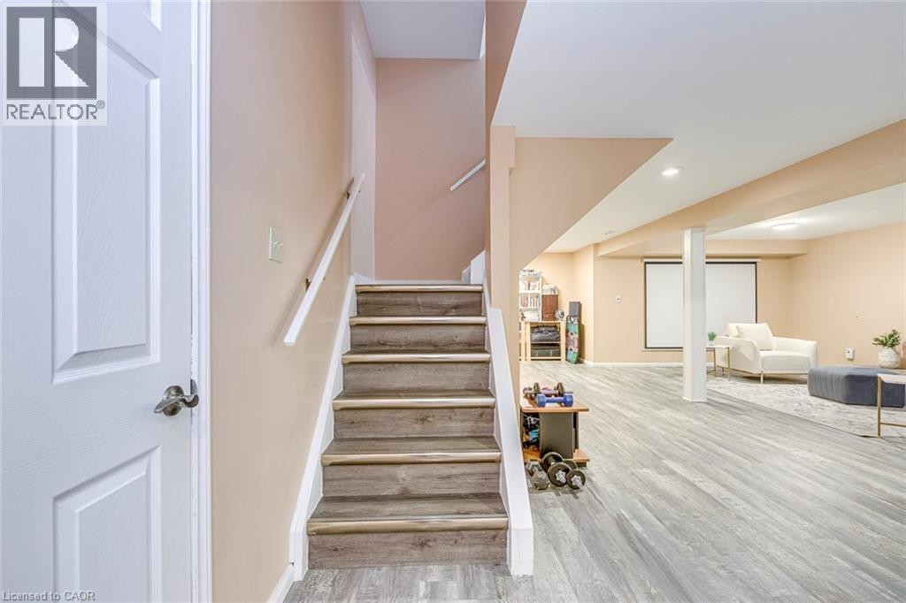 2223 Vista Drive, Burlington, Ontario  L7M 3N5 - Photo 40 - 40806973