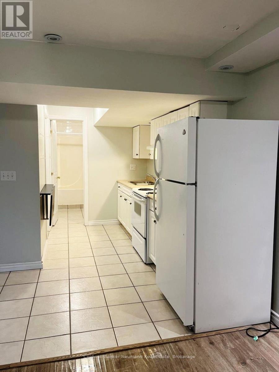 18 Carrington Place, Guelph, Ontario  N1G 5C2 - Photo 7 - X12830004