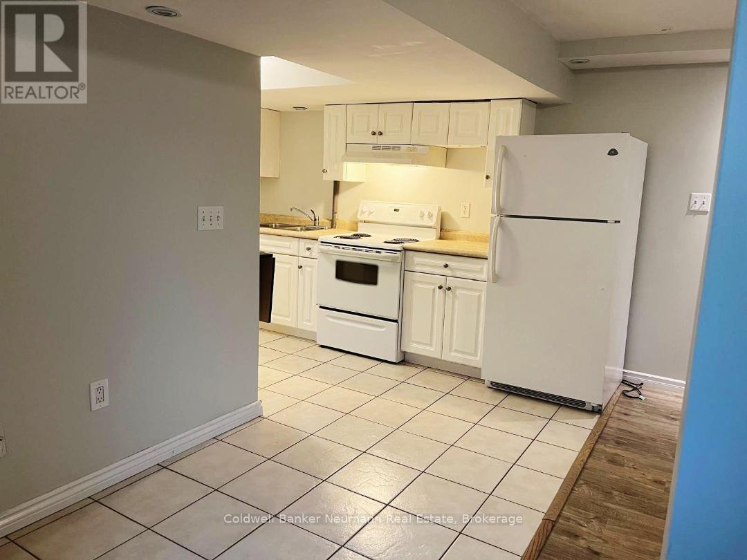 18 Carrington Place, Guelph, Ontario  N1G 5C2 - Photo 8 - X12830004