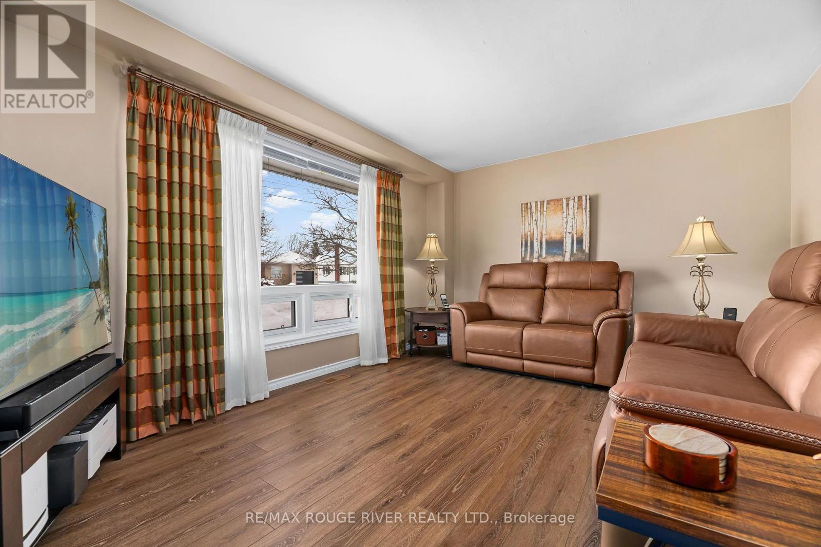 128 Fradette Avenue, Peterborough, Ontario  K9J 1T5 - Photo 5 - X12829992