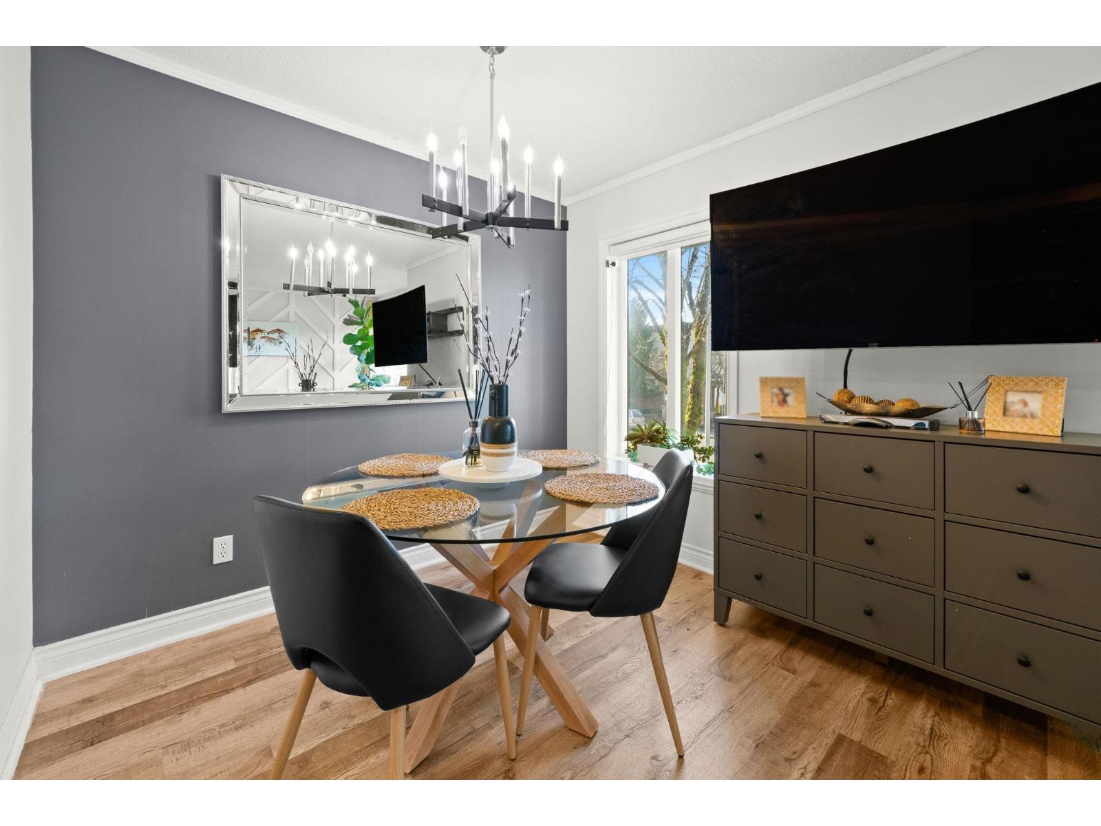 201 12110 80 Avenue, Surrey, British Columbia  V3W 0V2 - Photo 5 - R3083085