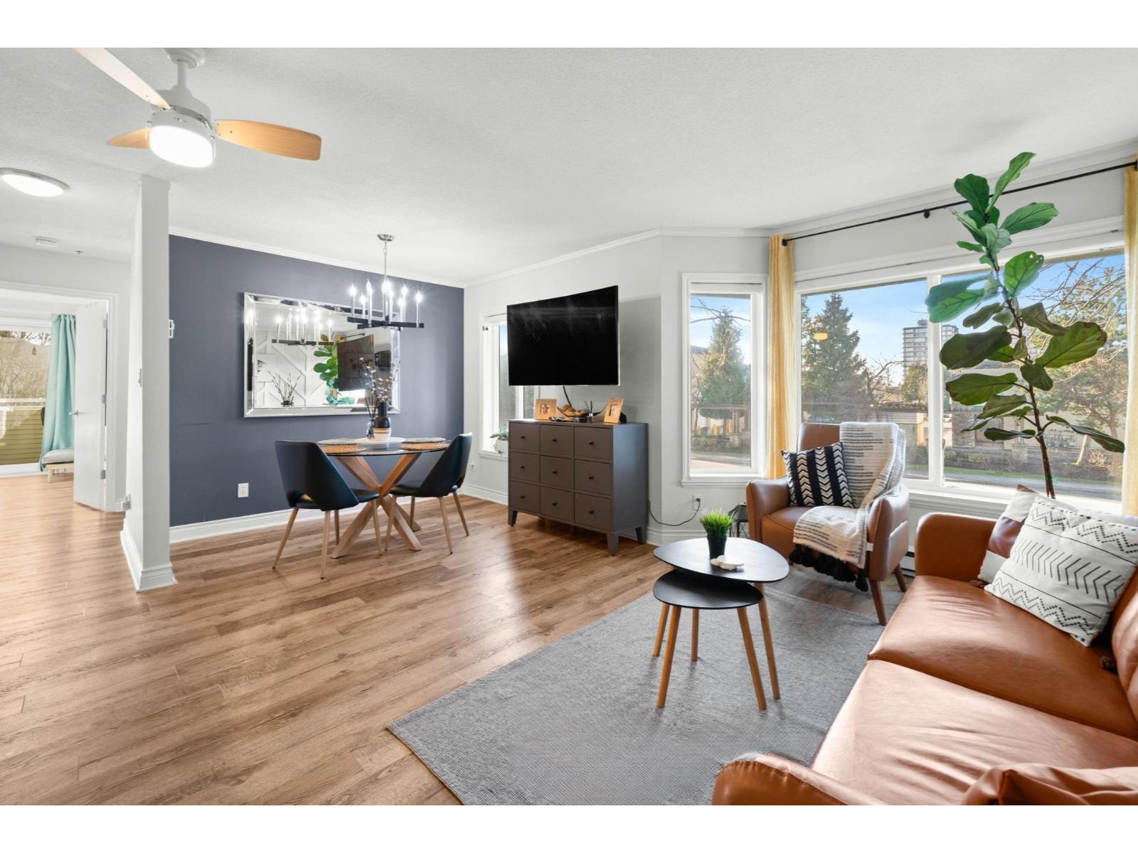 201 12110 80 Avenue, Surrey, British Columbia  V3W 0V2 - Photo 4 - R3083085