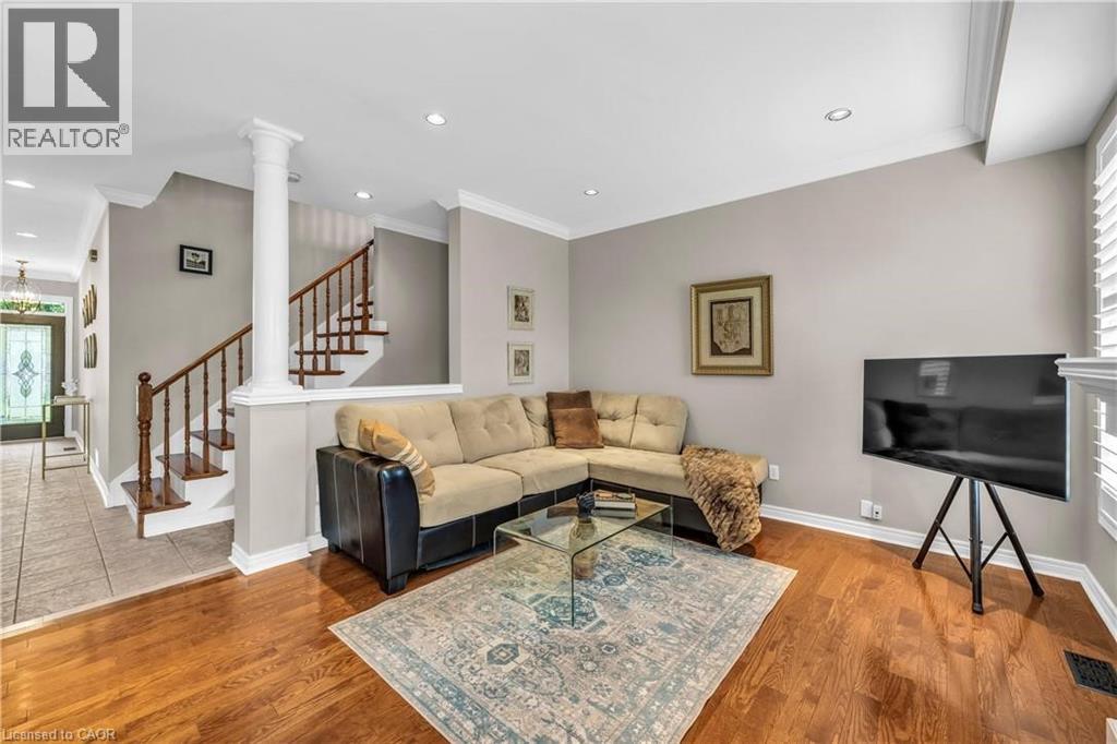 38 Sunbeam Drive, Hamilton, Ontario  L9B 2X9 - Photo 19 - 40808394