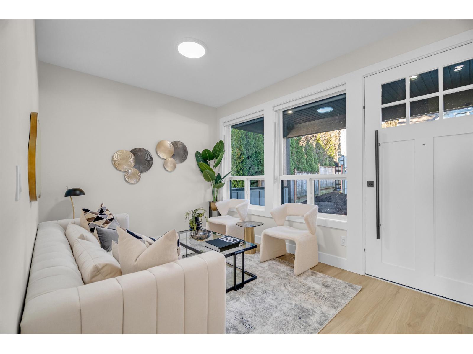 33062 4th Avenue, Mission, British Columbia  V2V 1S5 - Photo 4 - R3092189