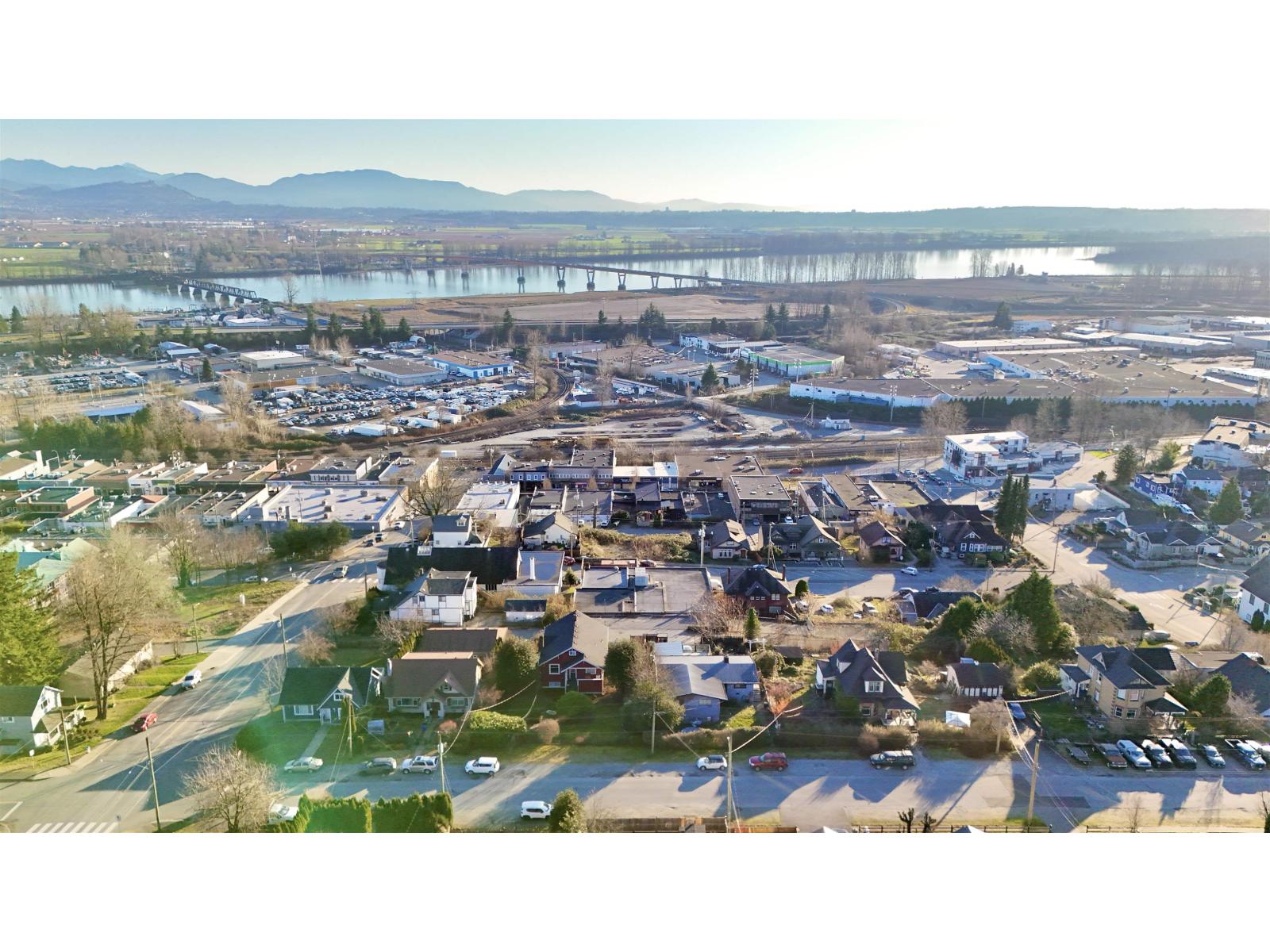 33062 4th Avenue, Mission, British Columbia  V2V 1S5 - Photo 33 - R3092189