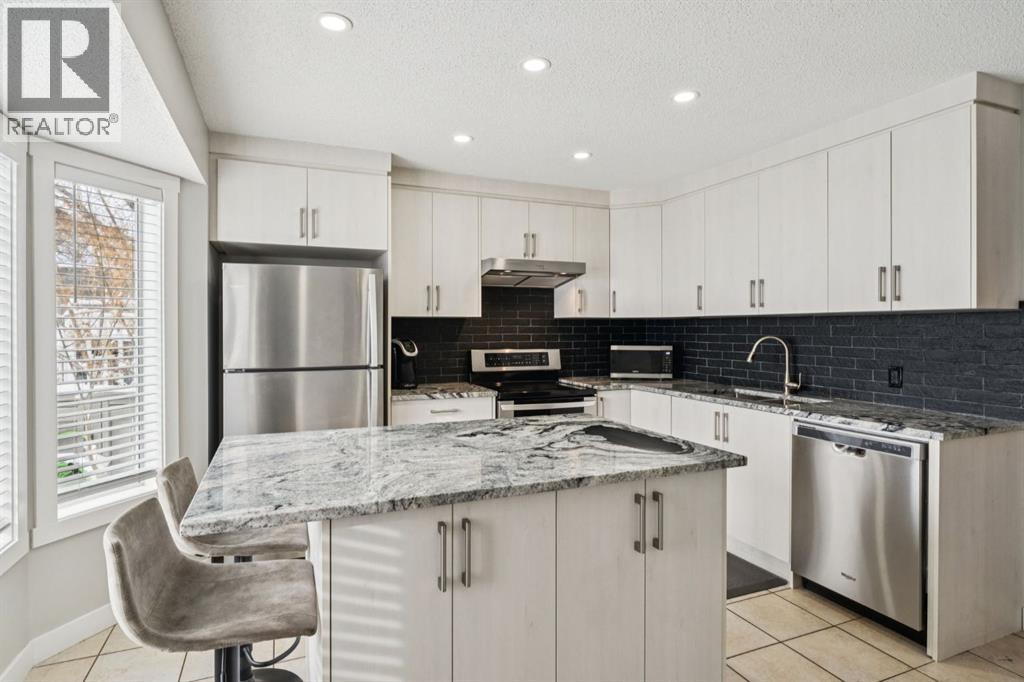 11 Bedford Manor Ne, Calgary, Alberta  T3K 4B8 - Photo 12 - A2288839