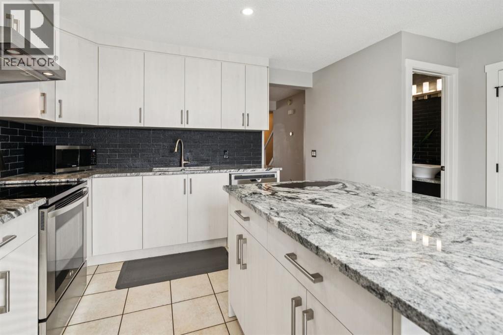 11 Bedford Manor Ne, Calgary, Alberta  T3K 4B8 - Photo 15 - A2288839