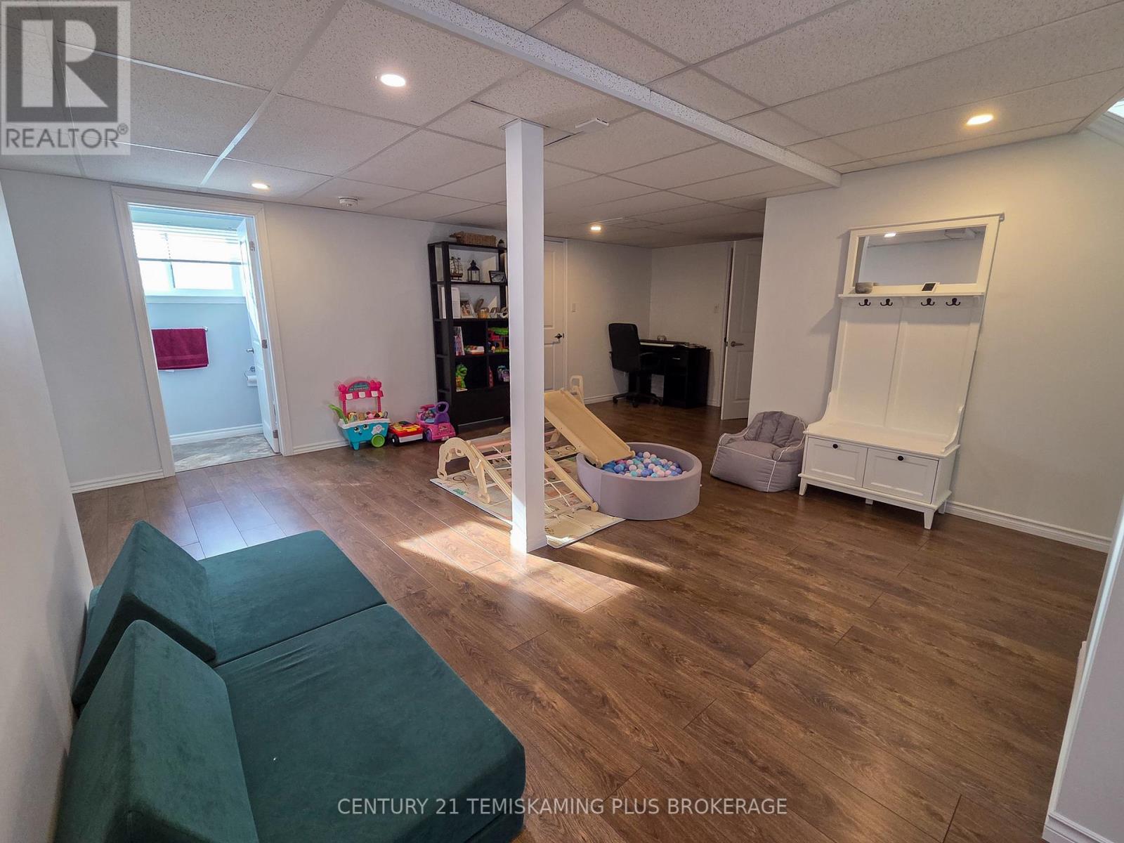 24 St. Joseph Boulevard, Timiskaming, Ontario  P0J 1A0 - Photo 23 - T12830022