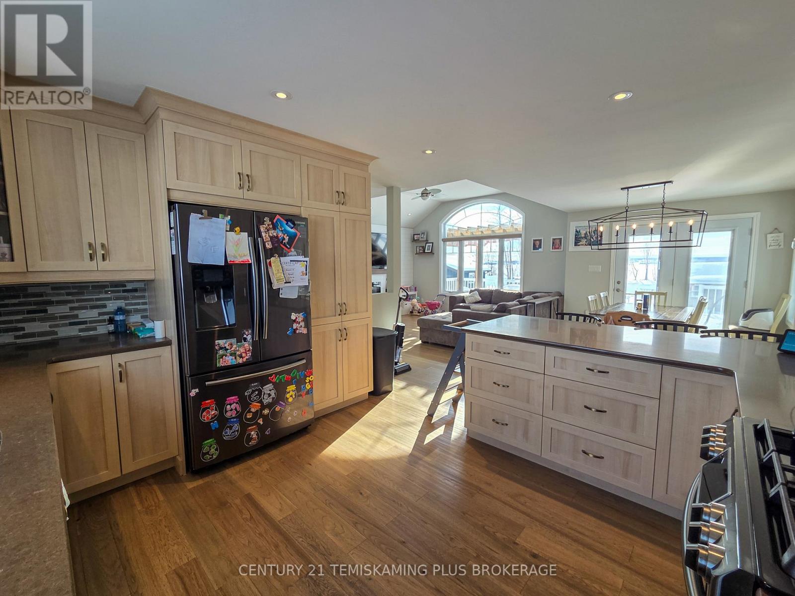 24 St. Joseph Boulevard, Timiskaming, Ontario  P0J 1A0 - Photo 9 - T12830022