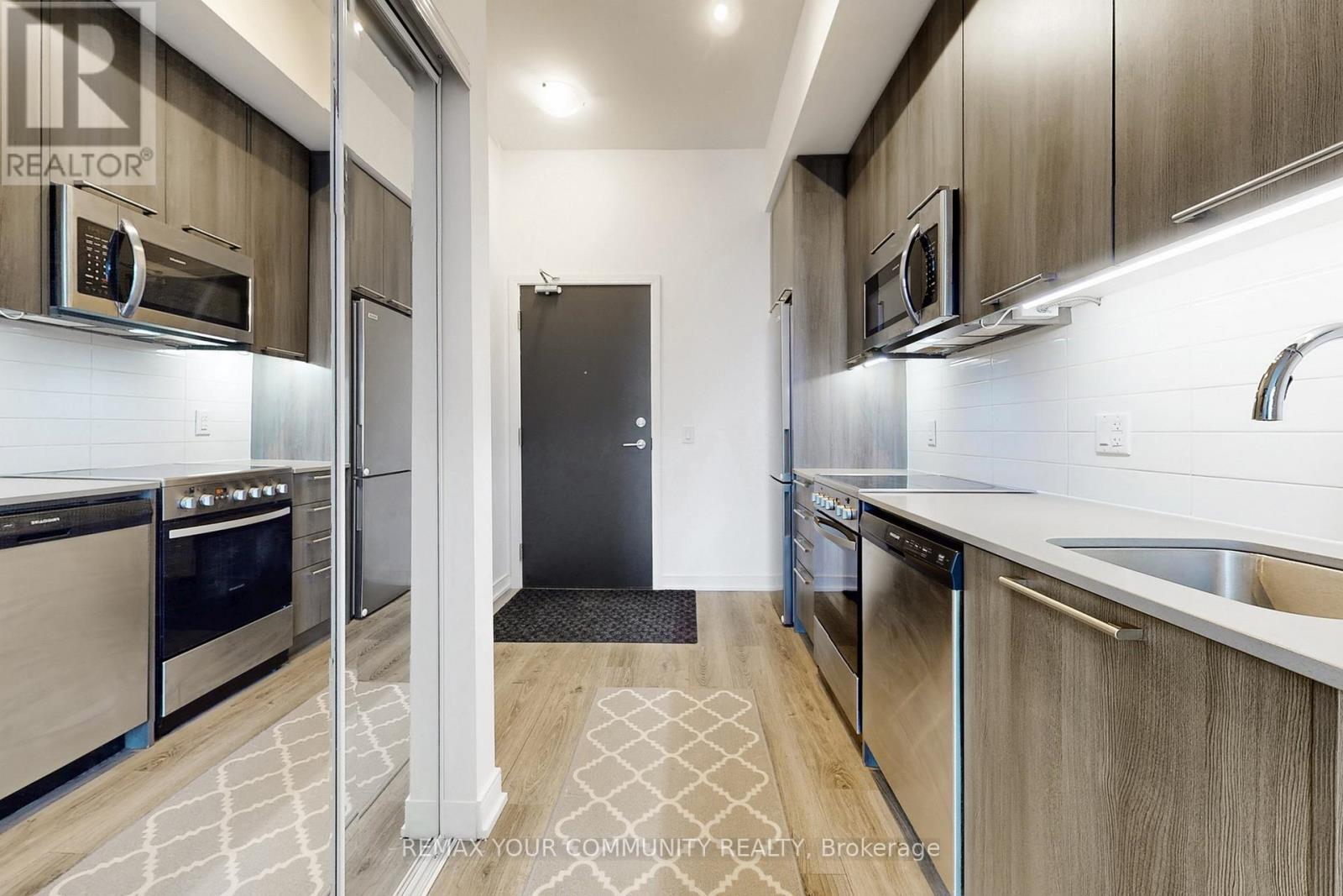 103 - 25 Neighbourhood Lane, Toronto, Ontario  M8Y 0C4 - Photo 13 - W12586736