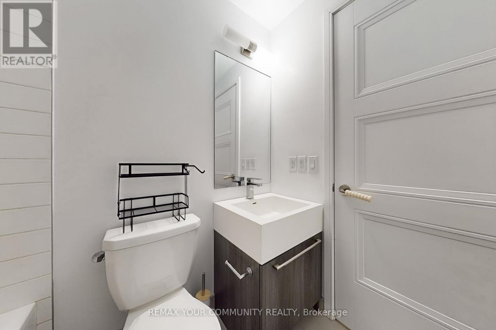 103 - 25 Neighbourhood Lane, Toronto, Ontario  M8Y 0C4 - Photo 27 - W12586736