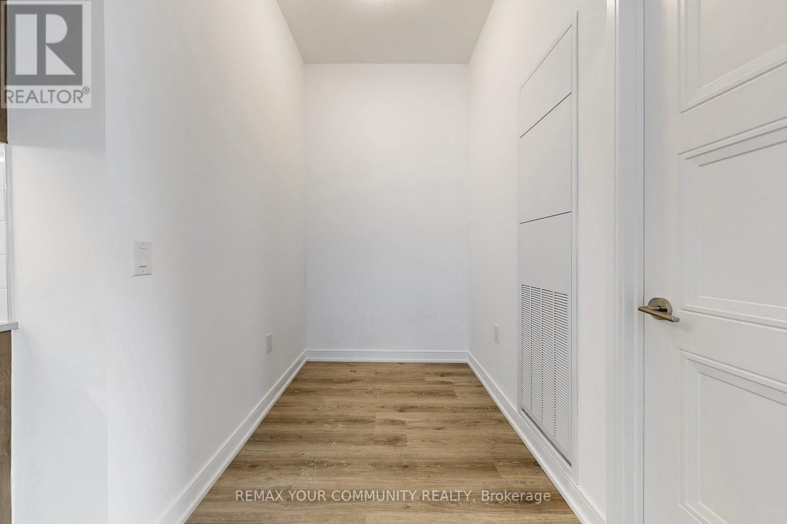 103 - 25 Neighbourhood Lane, Toronto, Ontario  M8Y 0C4 - Photo 19 - W12586736