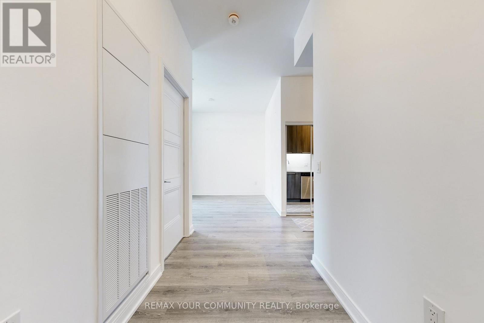 103 - 25 Neighbourhood Lane, Toronto, Ontario  M8Y 0C4 - Photo 21 - W12586736