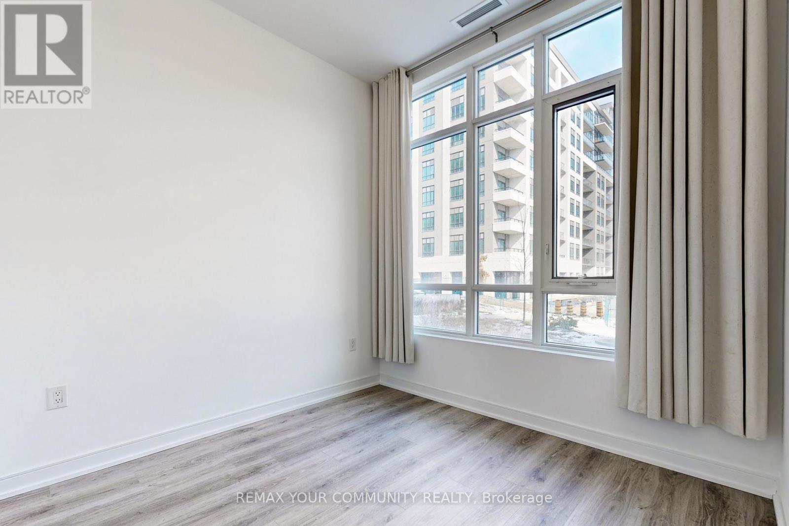 103 - 25 Neighbourhood Lane, Toronto, Ontario  M8Y 0C4 - Photo 23 - W12586736