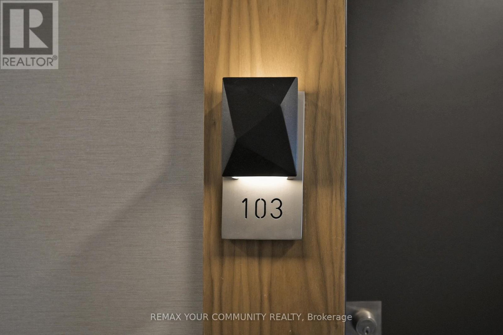 103 - 25 Neighbourhood Lane, Toronto, Ontario  M8Y 0C4 - Photo 3 - W12586736